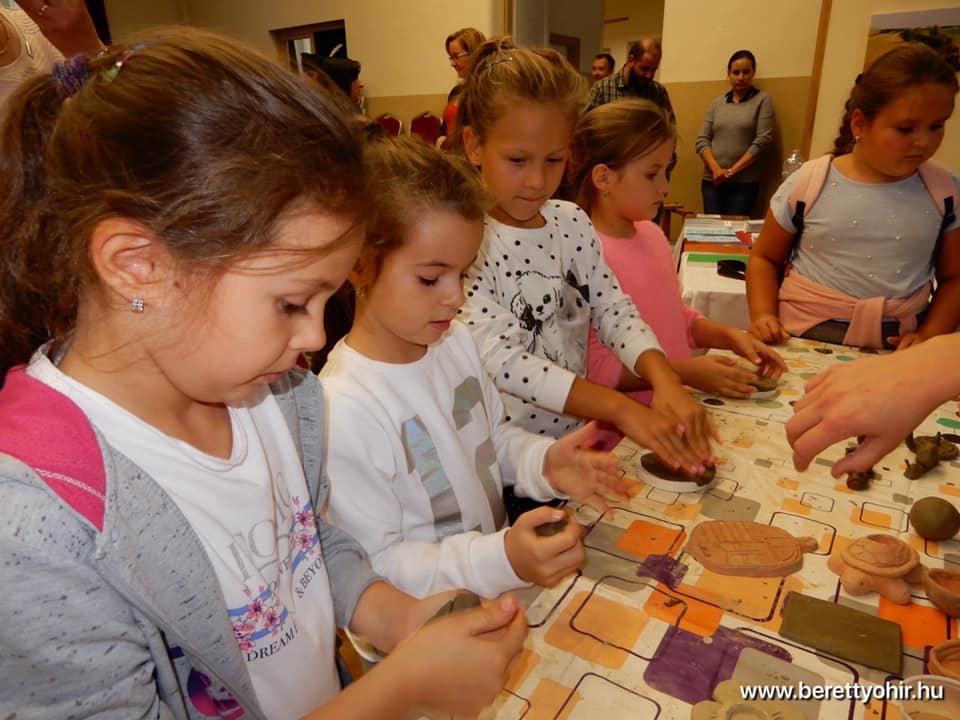 Hagyományőrzés és értékteremtés Biharban 35